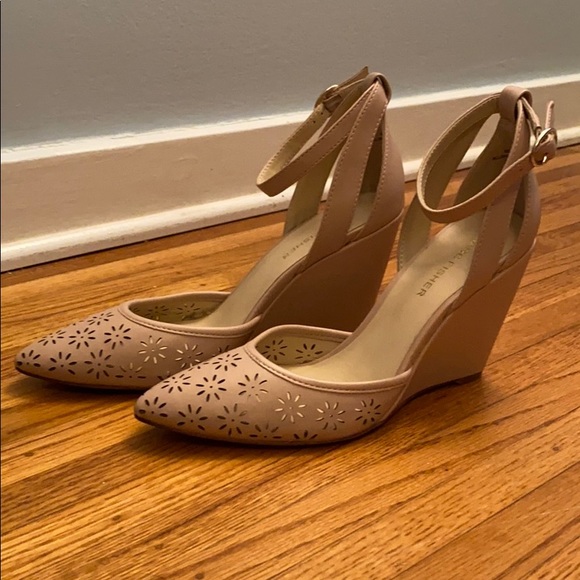 Marc Fisher | Pink Lace Style Platform Heel - Picture 3 of 5